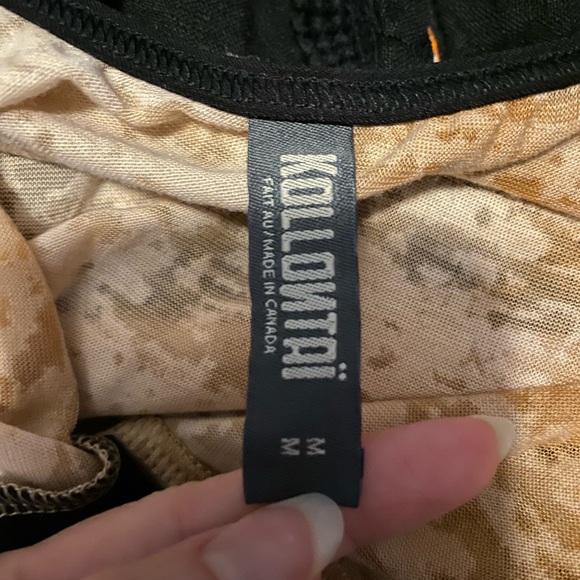 Kollontai Black and Gold Chemise with Spaghetti Straps - Picture 2 of 4